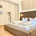 Apartment Loft Am Lech I Rollstuhlgerecht I Tiefgarage I Kueche I Terrasse